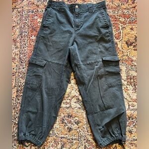 Old navy Barrel leg Cargo Pants
